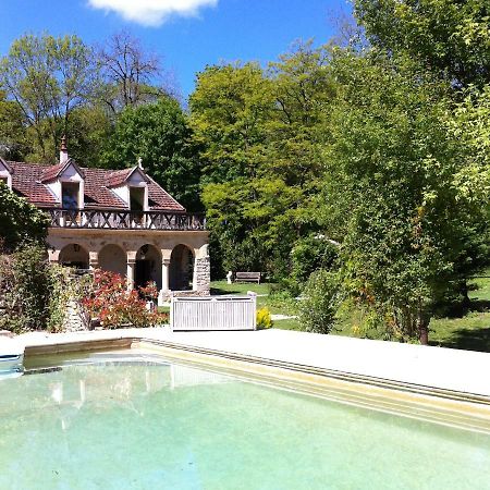 Bed and Breakfast La Chapelle Du Domaine Saint-Loup-Geanges Exterior foto