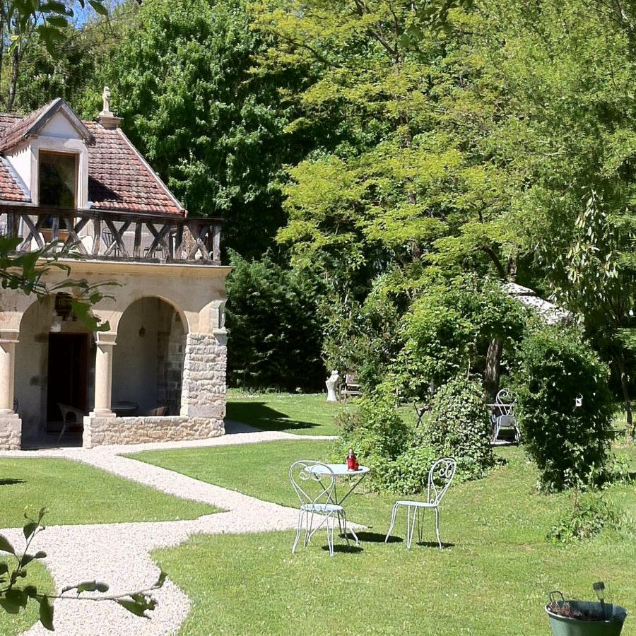 Bed and Breakfast La Chapelle Du Domaine Saint-Loup-Geanges Exterior foto